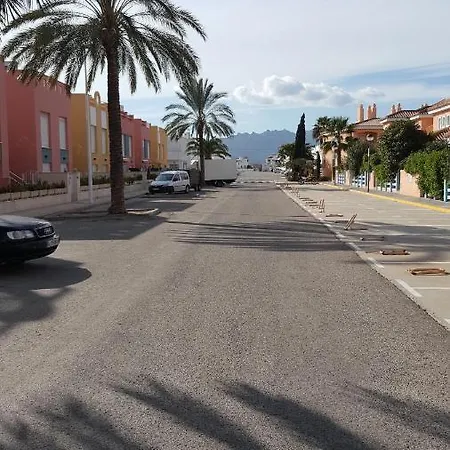 Homes Of Spain, Casa Duplex Playas Del Sur, 400m Del Mar , Wifi Holiday home *