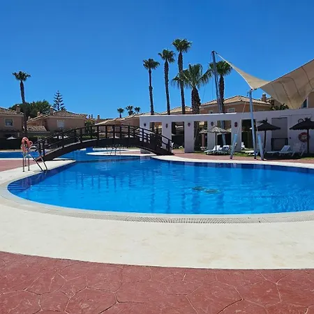 Homes Of Spain, Casa Duplex Playas Del Sur, 400m Del Mar , Wifi Сasa de vacaciones *